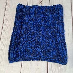 Shiraleah Chicago Blue Chunky Knit Cozy Neck Gaiter Scarf